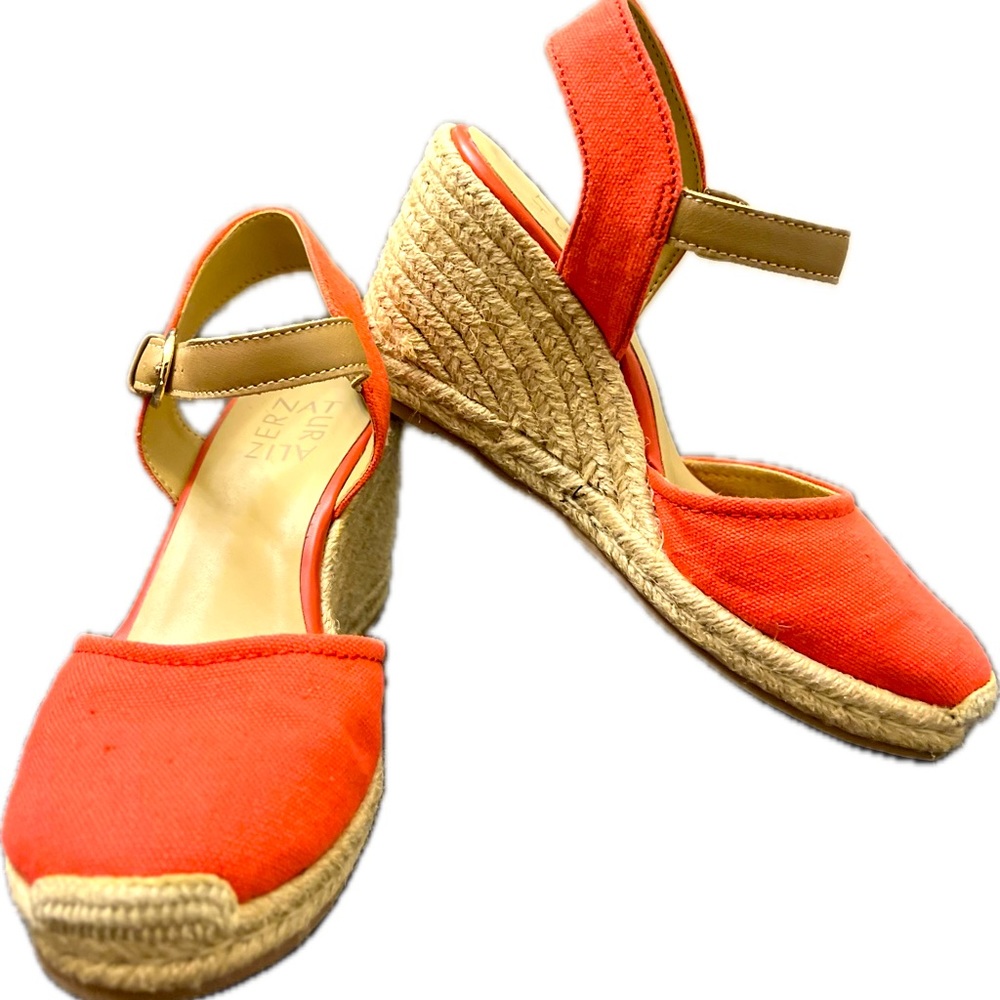 PHEBE, MANGO SPICE WEDGE SANDAL